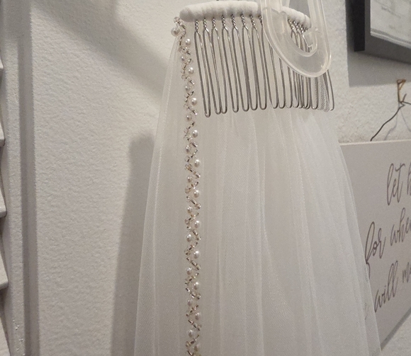 American brides USA Other - Elegant White Bridal Veil with Pearl Accents